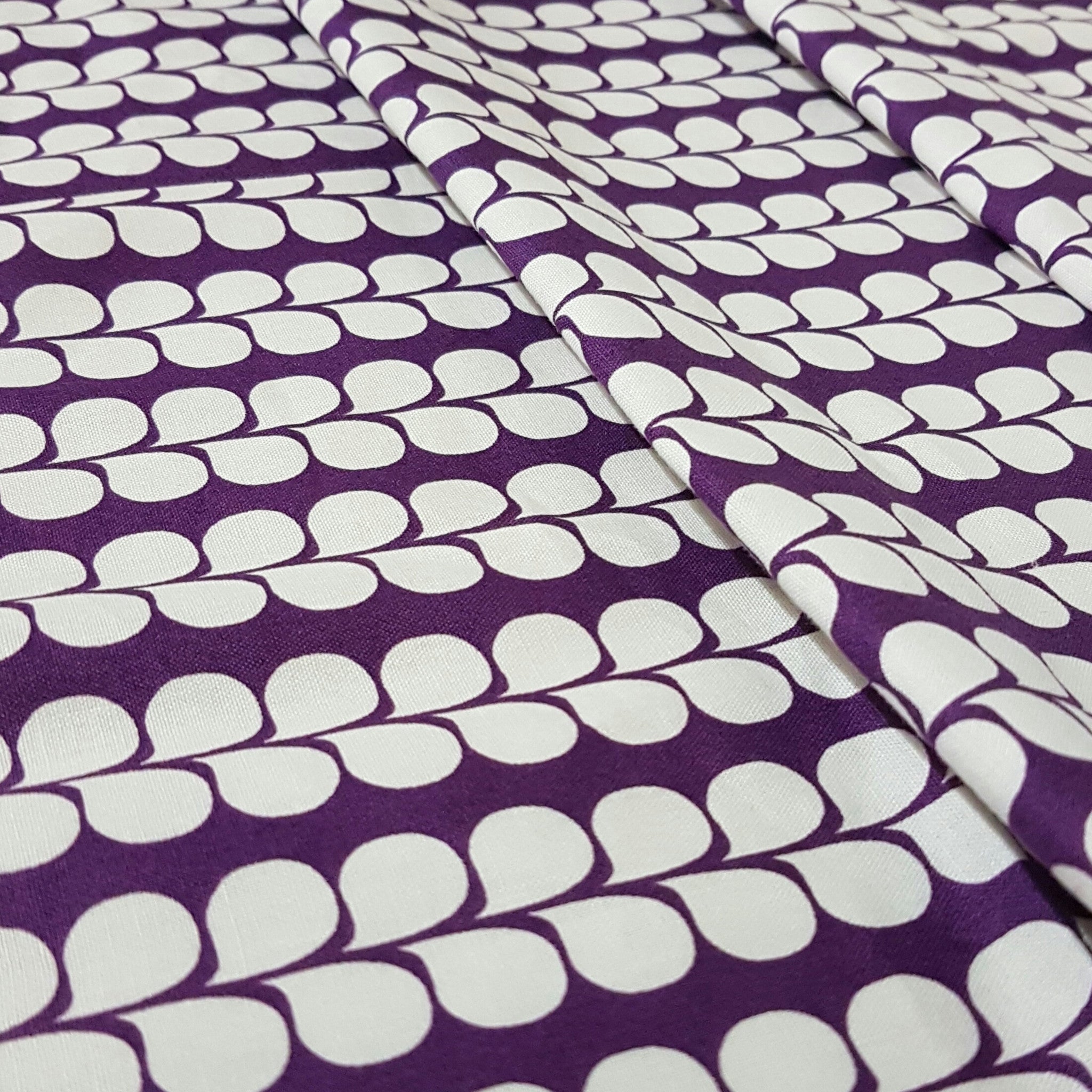 Purple Lavender Stalks - 100% Cotton Fabric Fat Quarter - Vera Fabrics