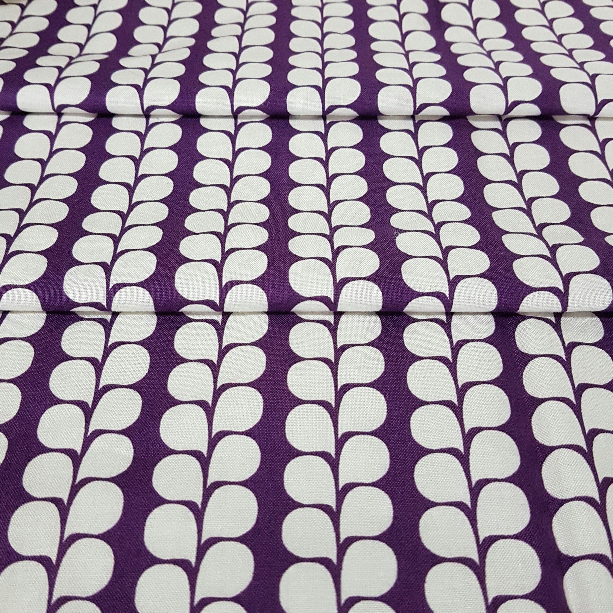 Purple Lavender Stalks - 100% Cotton Fabric Fat Quarter - Vera Fabrics