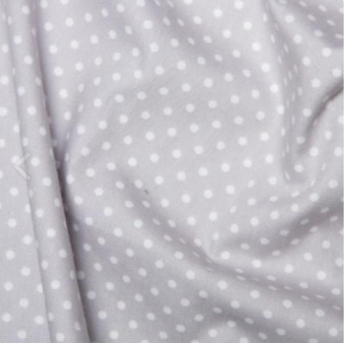 Excellent Quality Silver Light Grey 3mm Spotty Polka Dot 100% Cotton Poplin Fabric 130gsm Sewing Quilting Craft Home Decor
