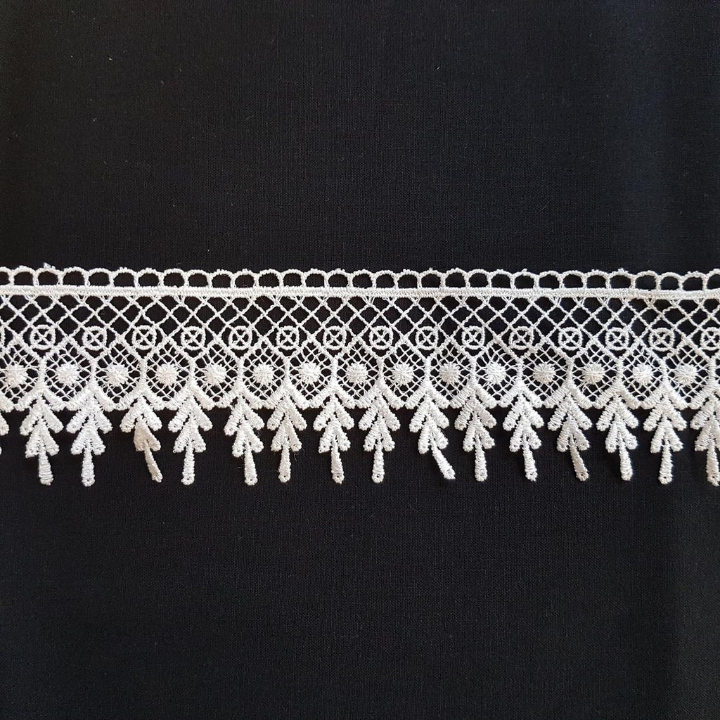 3"/52mm Falling Leaves Cream Excellent Quality Delicate Intricate Guipure Lace Trim - by the metre