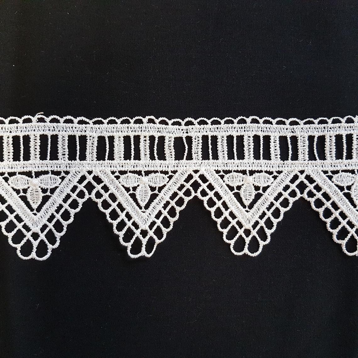 2.75"/72mm Cream Scallop Drop ZigZag Excellent Quality Delicate Intricate Guipure Lace Trimming Ribbon - by the metre - Tailortime