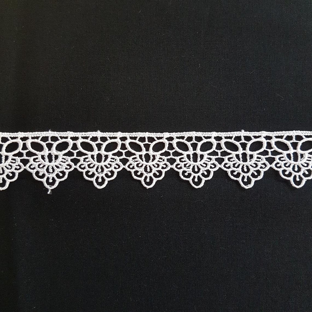 2.25"/30mm White Floral Scalloped Excellent Quality Delicate Intricate Guipure Lace Trimming Clothes Craft - by the metre